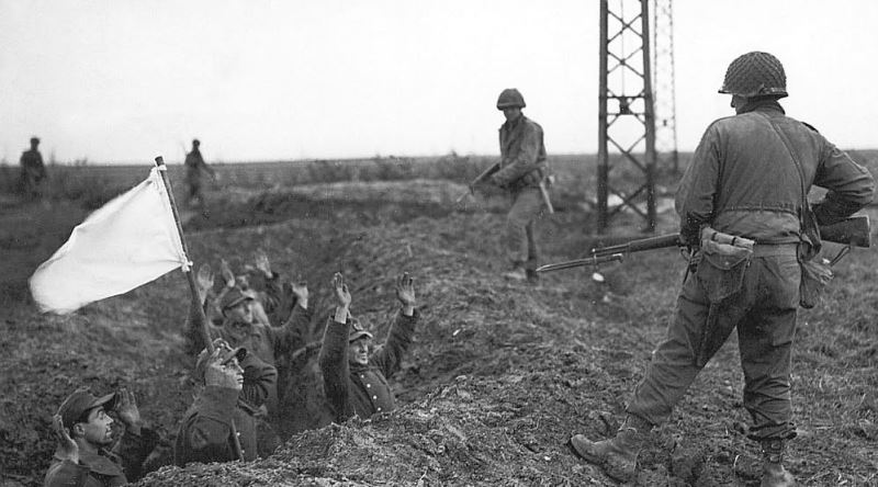 Teslim Olma Anlamı Taşıyan Beyaz Bayrağın Tarihi Nereye Dayanıyor?